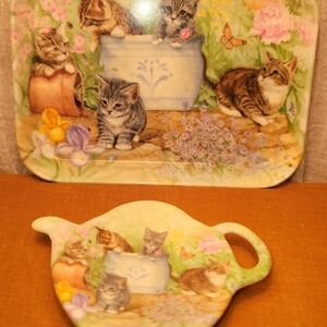 Vintage 80's Floral Cat-Themed Melamine Decorative Trinket Tray Set